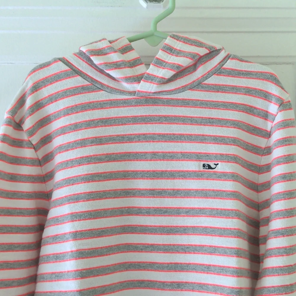 Vineyard Vines 84% cotton